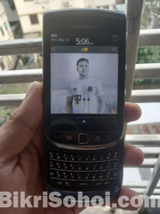 Blackberry 9800